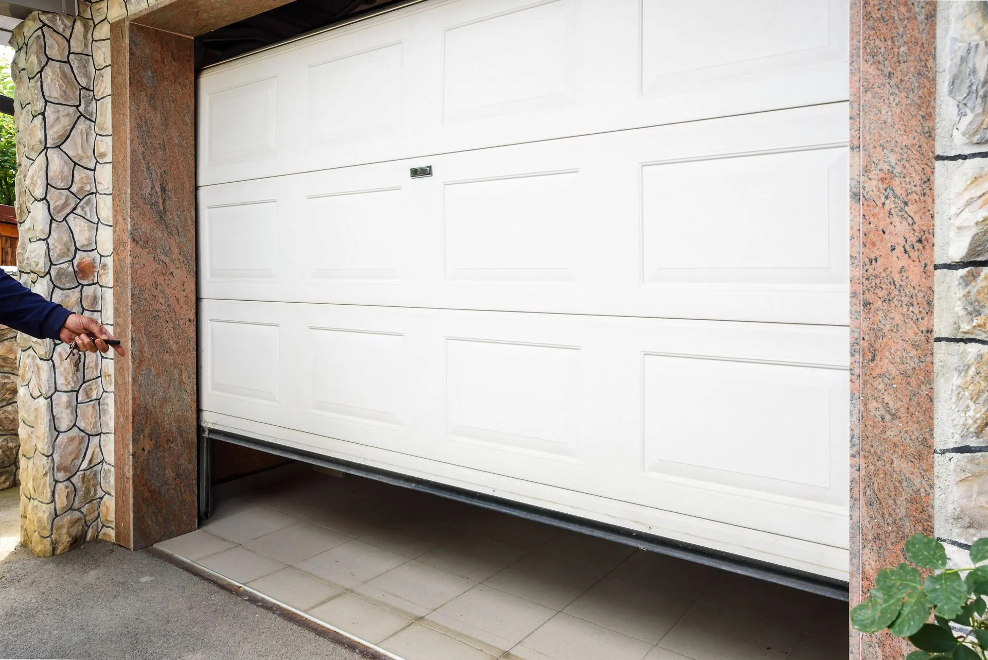 Garage Door Repair in Fresno, CA
