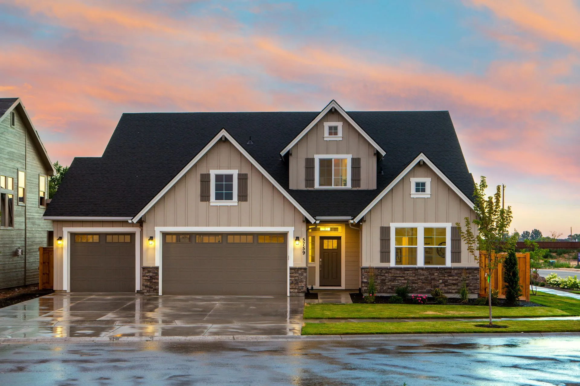 trusted overhead garage door company in Fresno