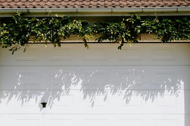 trusted garage door company Fresno